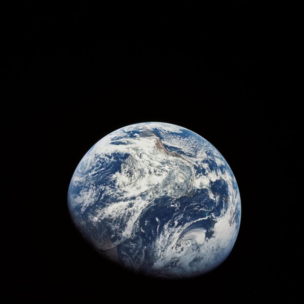 Earth Rise (View of Earth from space)